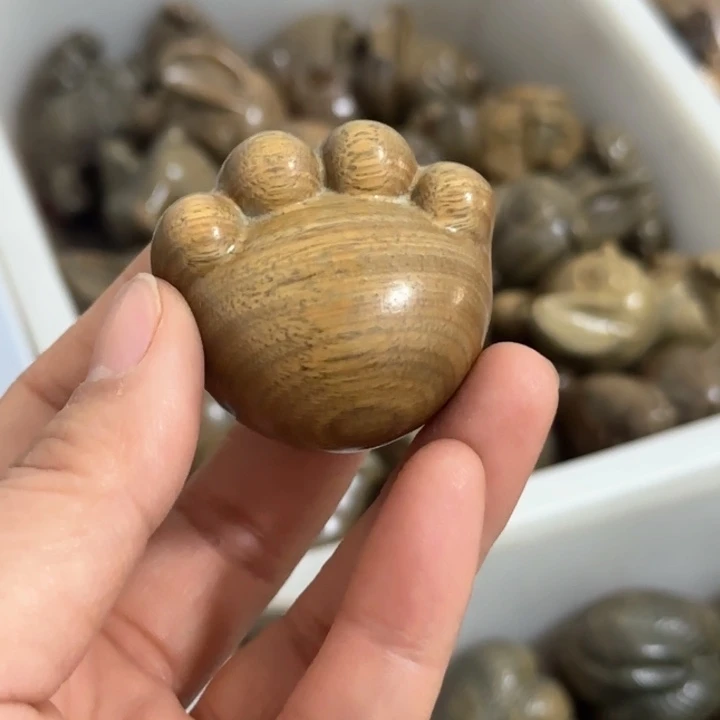 s****1阿根廷绿檀手把件