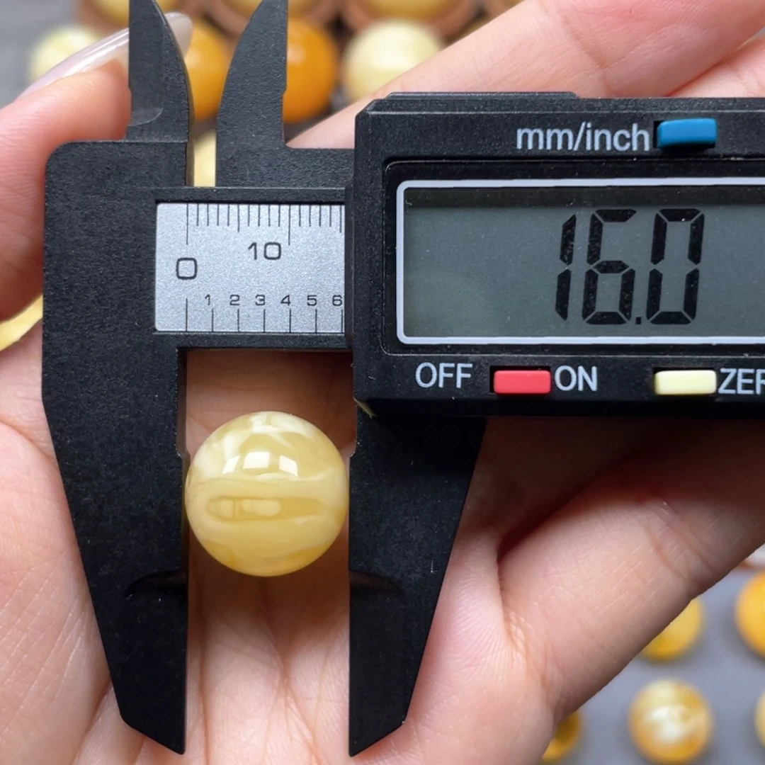 未镶嵌琥珀珠宝奇石D****2