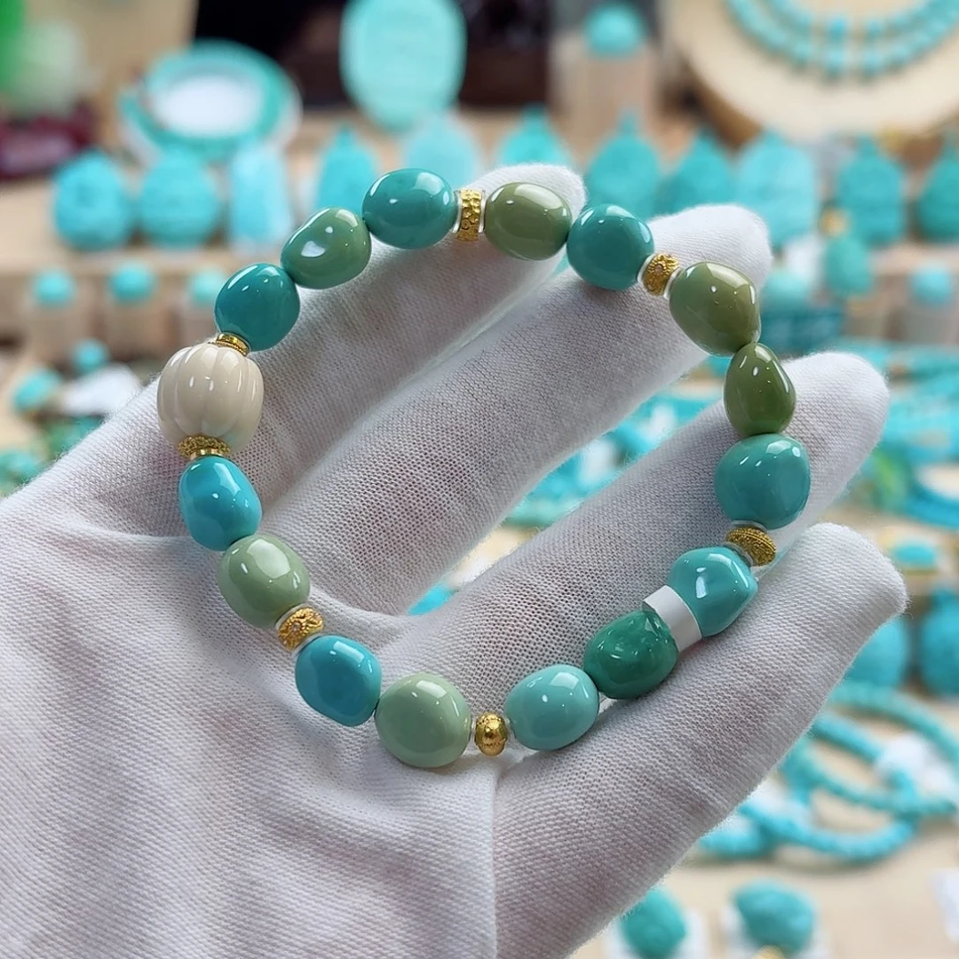 绿松石18K金镶嵌珠宝奇石