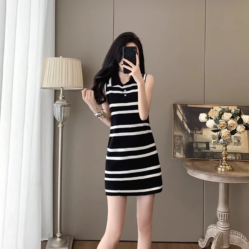 夏季Polo领别致绝美超好看黑白条纹连衣裙休闲减龄显高短裙小个子