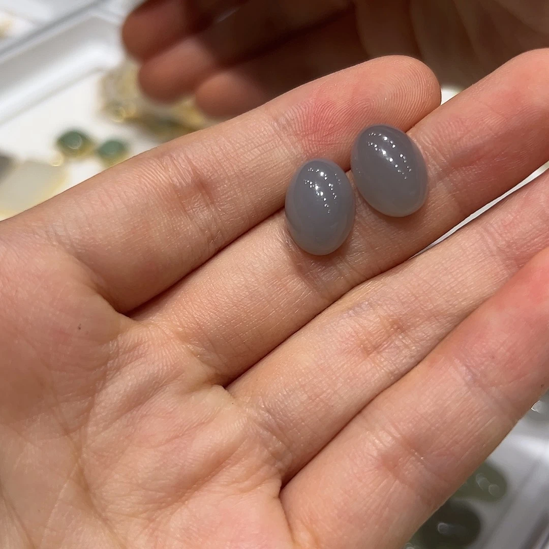 银S925镶嵌和田玉耳饰冰****?