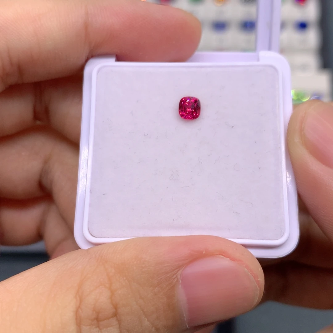 裸石尖晶石49分吉尔德曼辛绝地武士