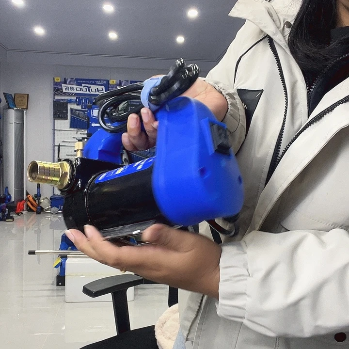 羽拓300瓦12付正反转抽油泵一个