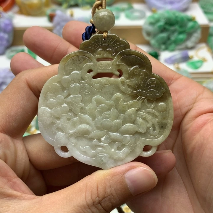 颈饰未镶嵌翡翠翡翠
