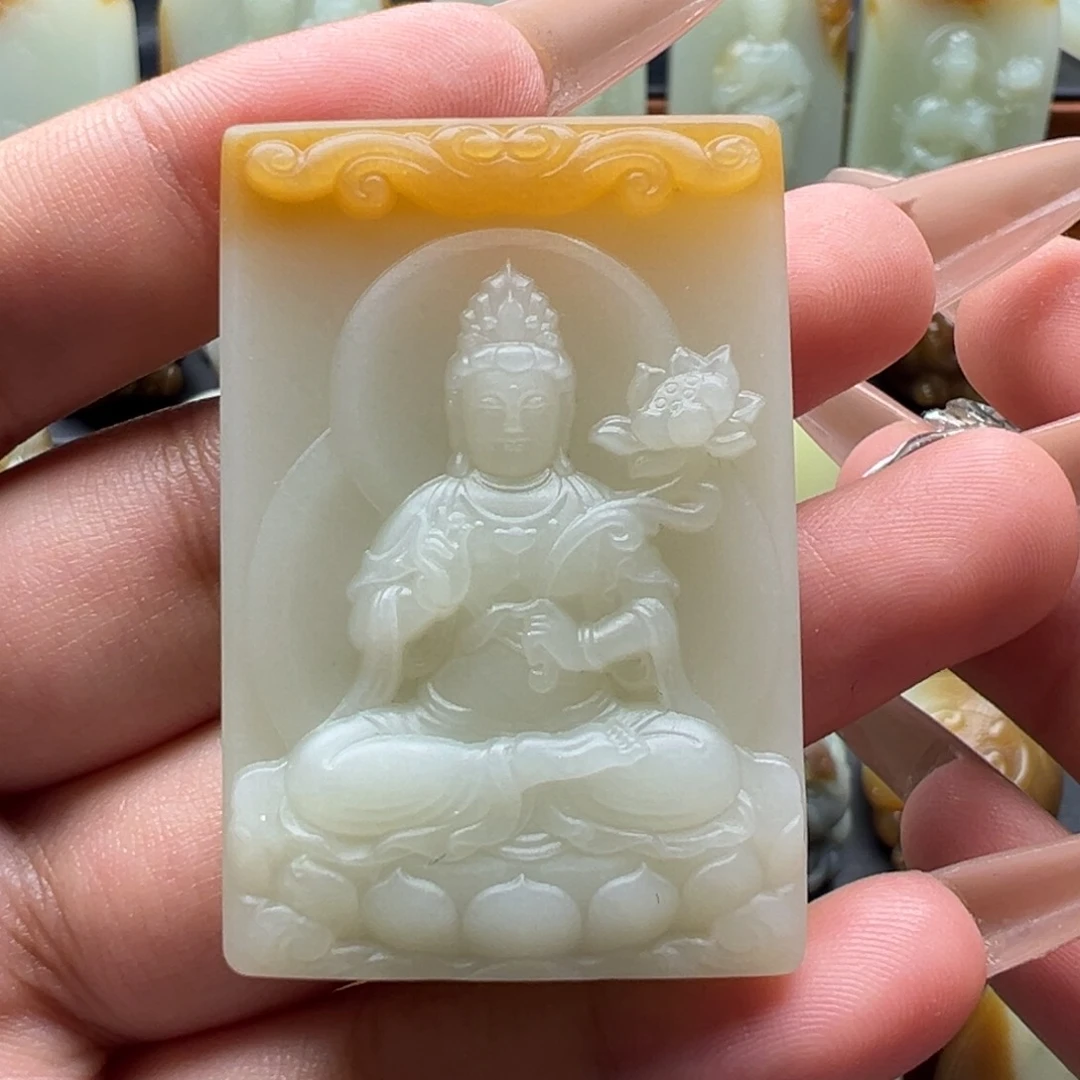 天***机和田玉（糖玉）未镶嵌颈饰