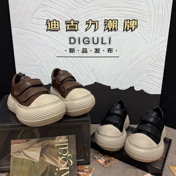 【迪古力】2025女新款米奇娃娃头魔术贴大头厚底面包鞋休闲板鞋阳