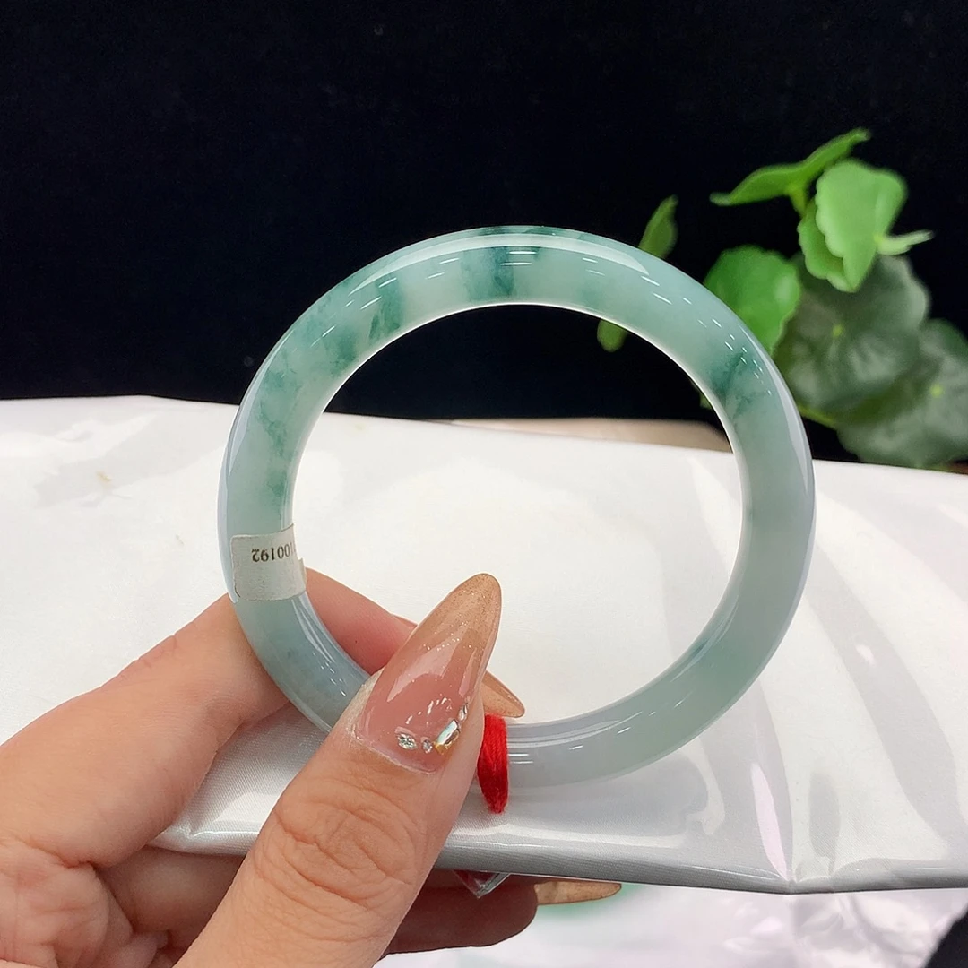 翡翠未镶嵌手镯圆56