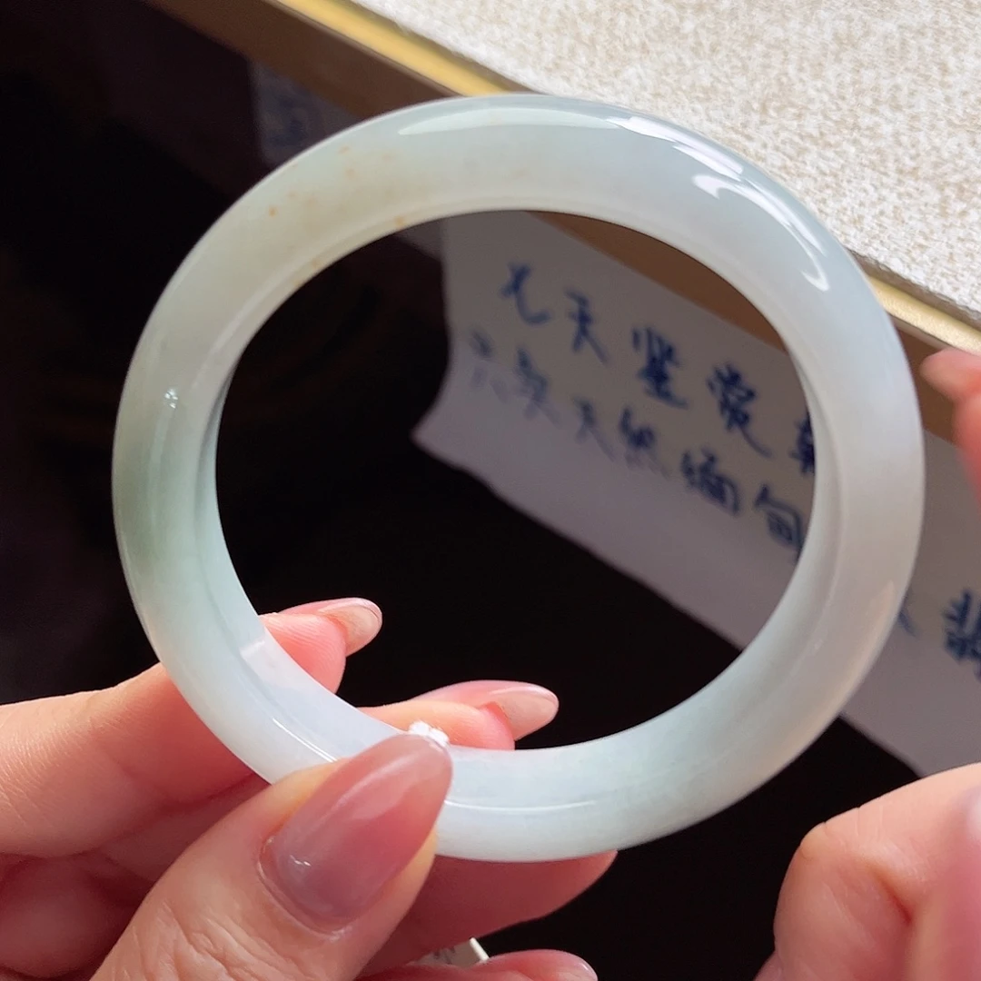 翡翠未镶嵌手镯手镯