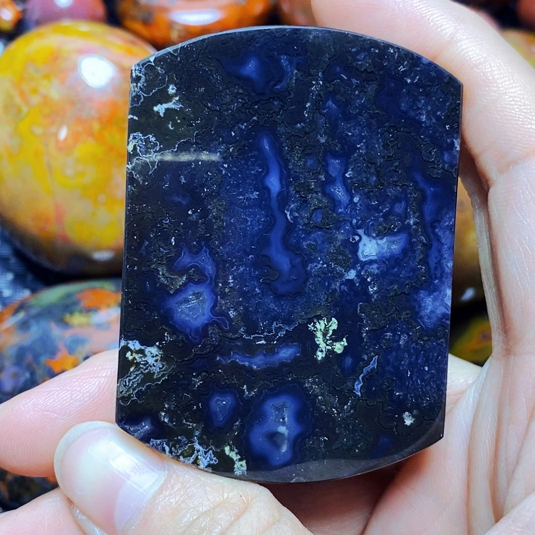 未镶嵌颈饰玛瑙/玉髓缘*