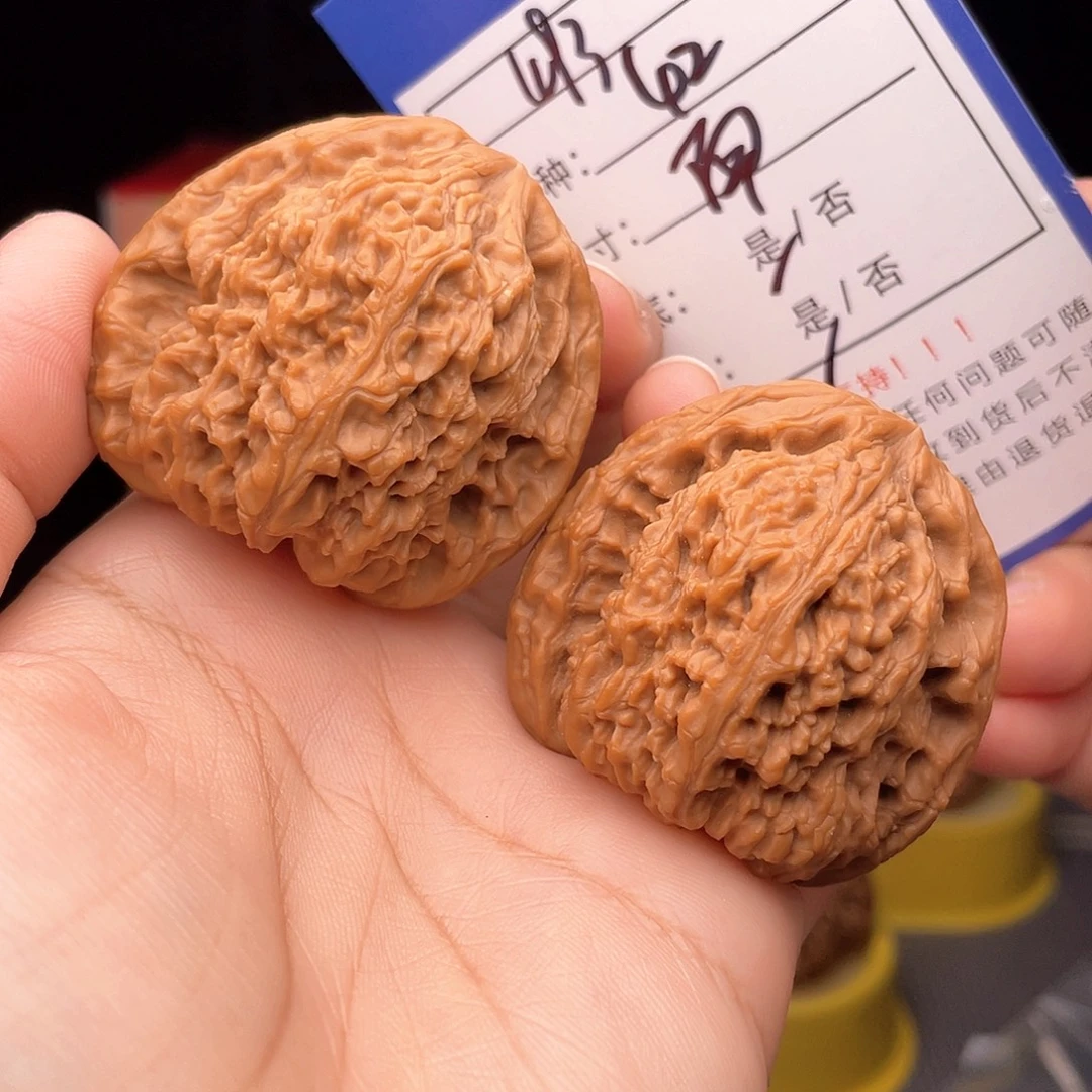 核桃文玩手捻核桃493