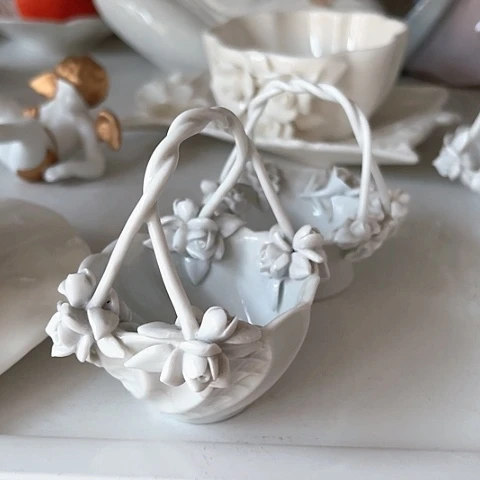 白瓷一****0麻花把手提篮两个