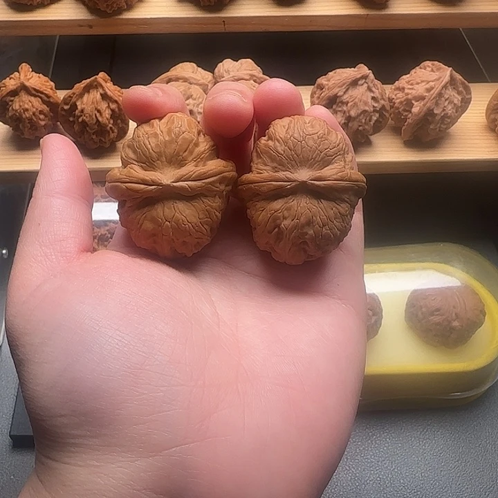 文玩核桃吊坠元宝42A734