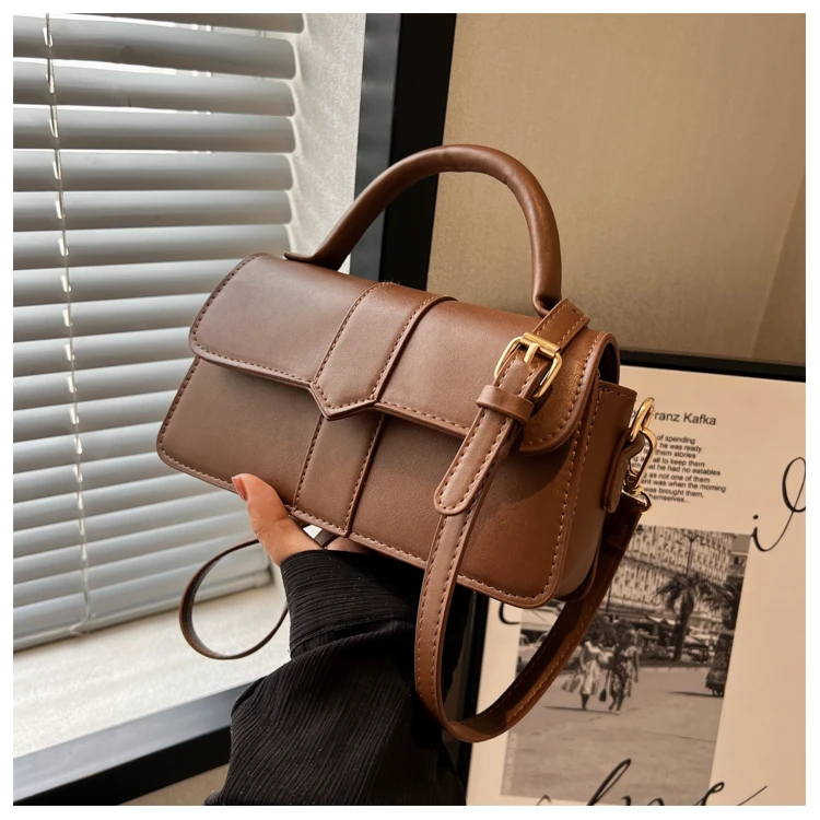 2025爆款潮流气质单肩斜挎手提女包简约时尚