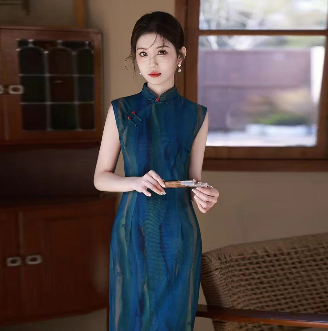 【木希】2025年轻款气质优雅复古新中式旗袍修身显瘦日常走秀连衣裙