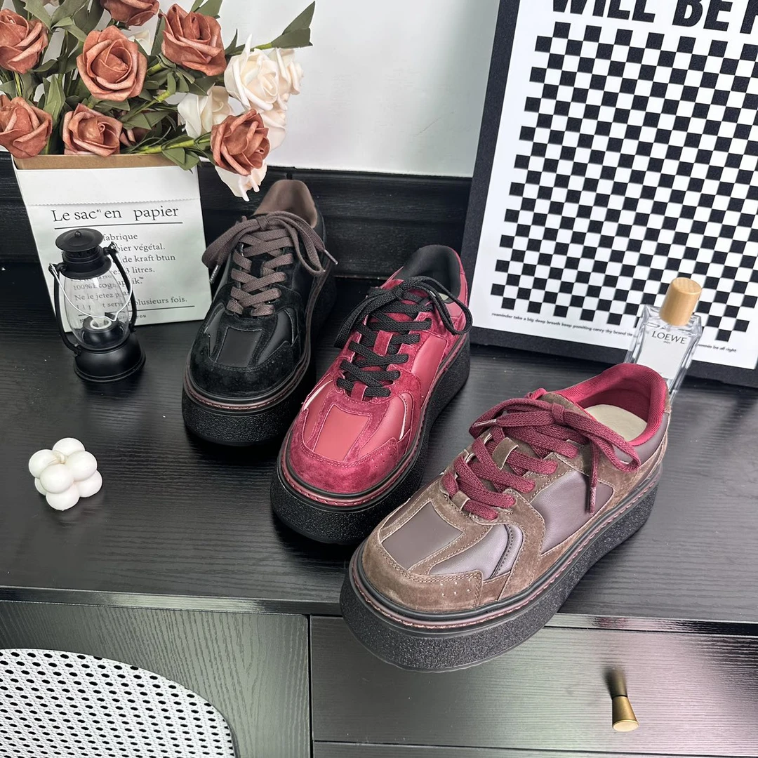 冬季保暖新品经典时尚百搭休闲女鞋气质软底个性冷粘工艺0562