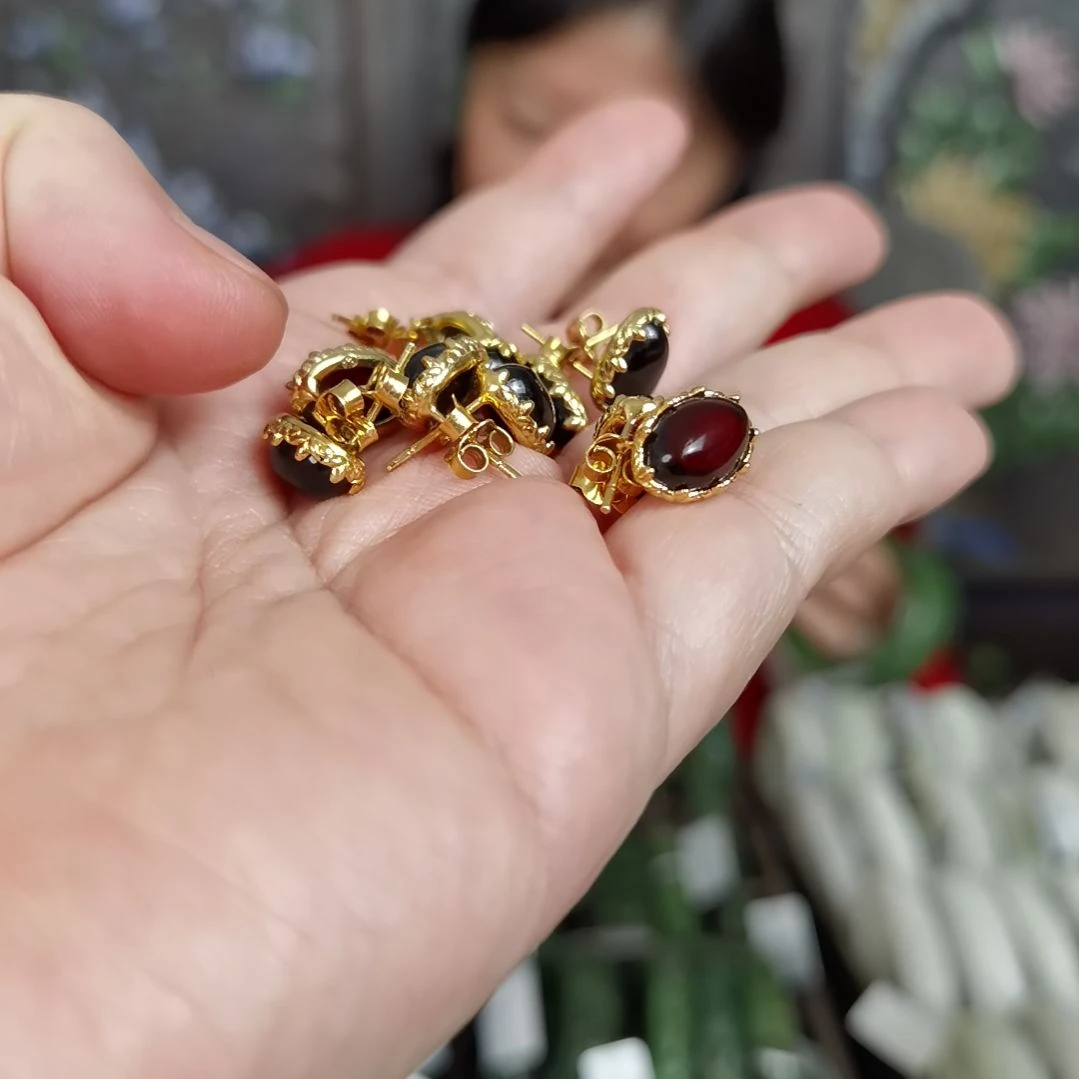 琥珀耳饰银S925镀金镶嵌耳钉多样性发货其一