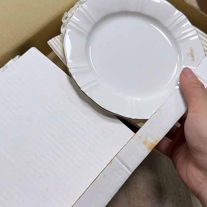 瓷片哈哈哈哈哈哈哈哈哈哈哈哈
