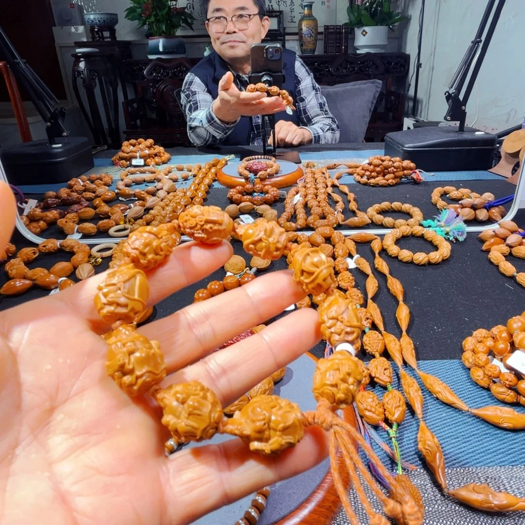 橄榄核吊坠新人在这里