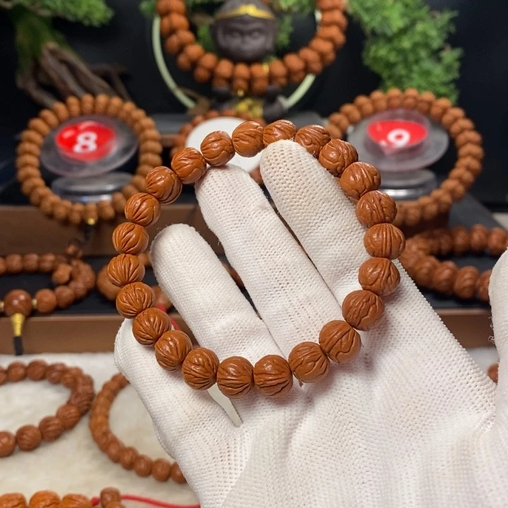 桃核吊坠迷***夜秦岭龙纹