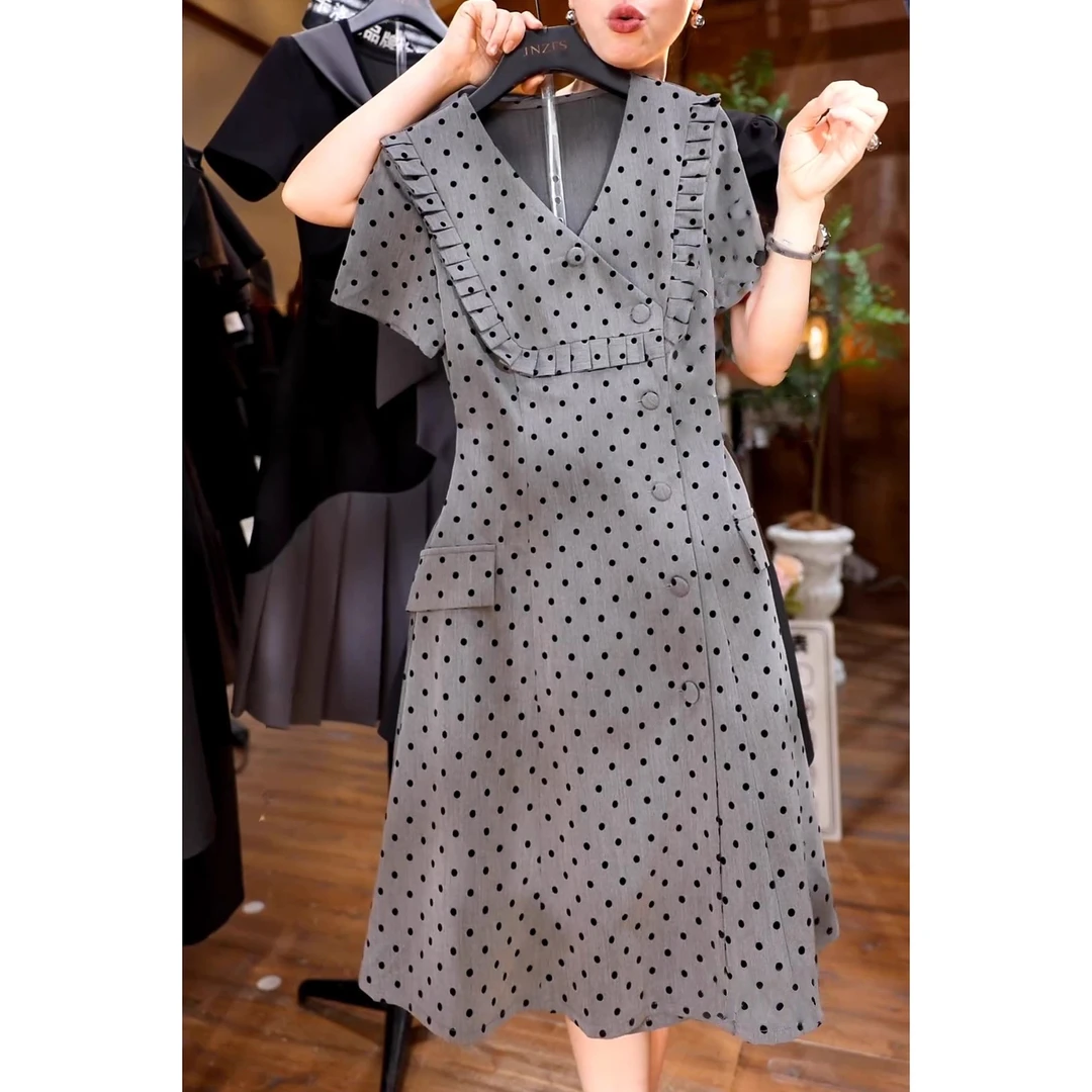 高气质名媛复古女装连衣裙v领波点短袖设计感收腰气质减龄风长裙