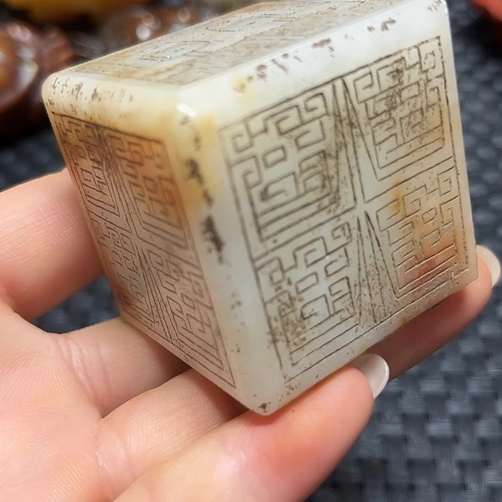 滴血莲花菩提把件