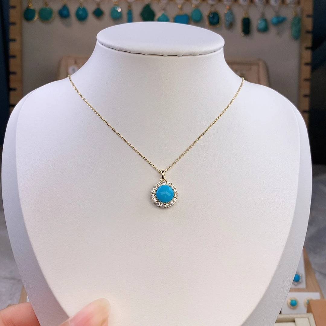 绿松石未镶嵌颈饰