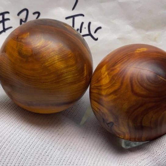 柏木（崖柏）瑕疵2