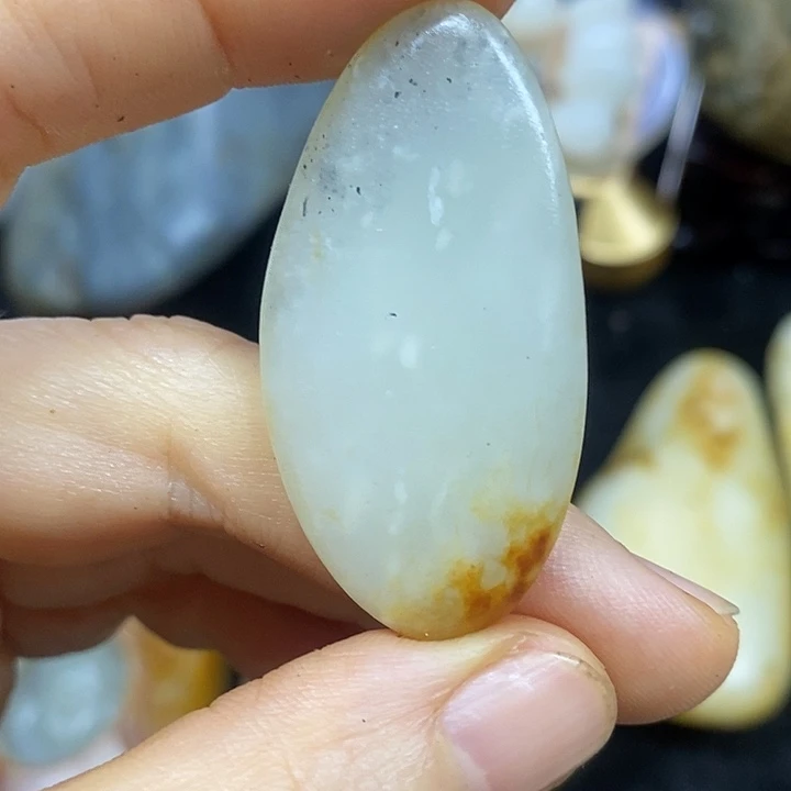 未镶嵌和田玉（糖玉）挂件