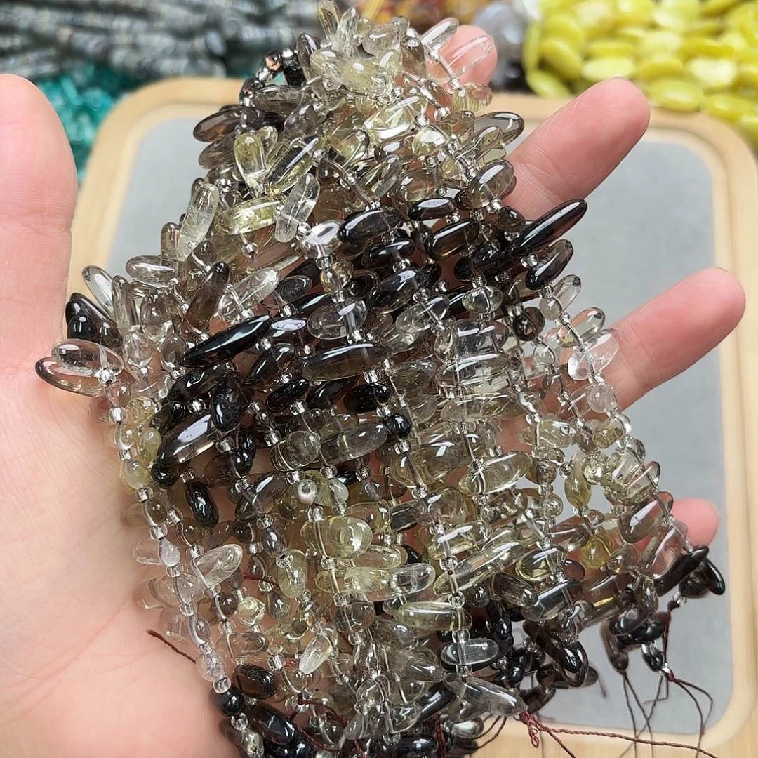玛瑙/玉髓未镶嵌珠宝半成品茶晶渐变大牙一条