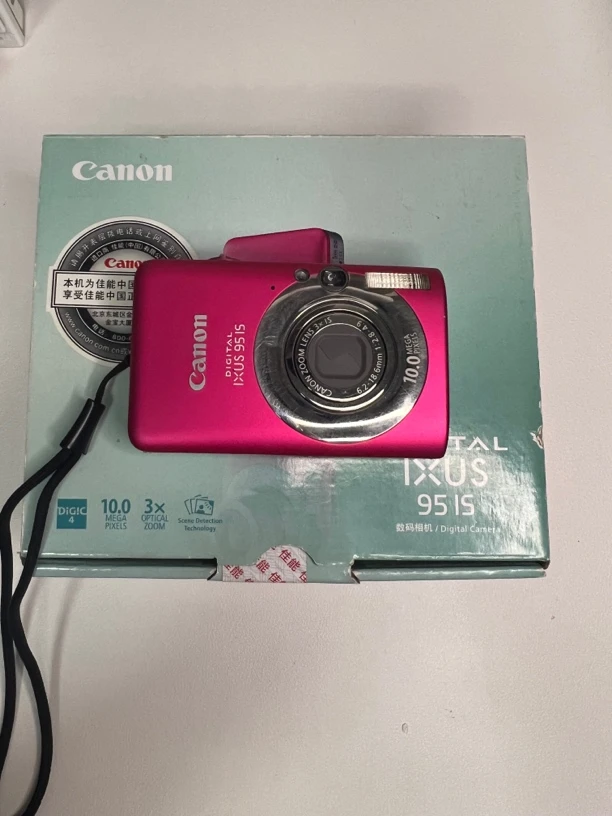 95新 Canon/佳能 ixus95，1000万像素，3倍光学变焦，带原盒屏幕贴膜