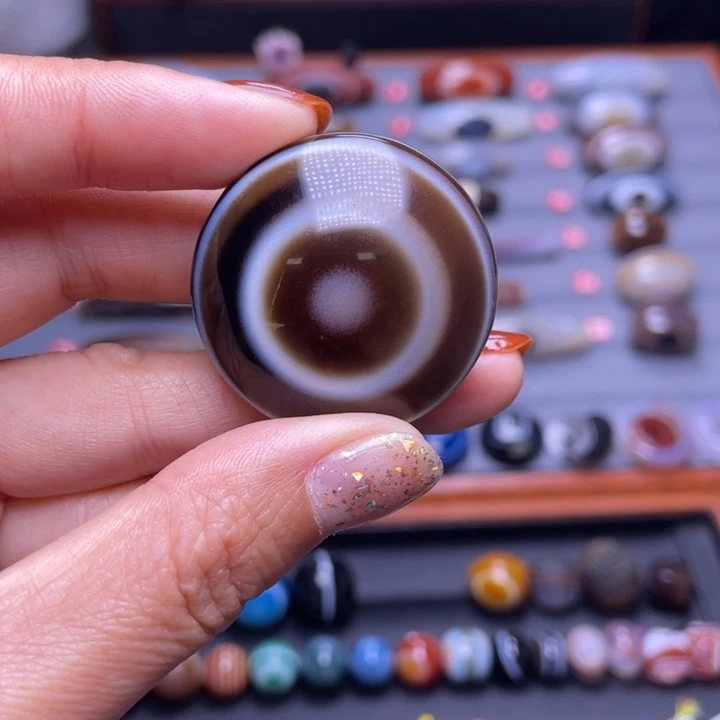 玛瑙/玉髓颈饰未镶嵌紫****?