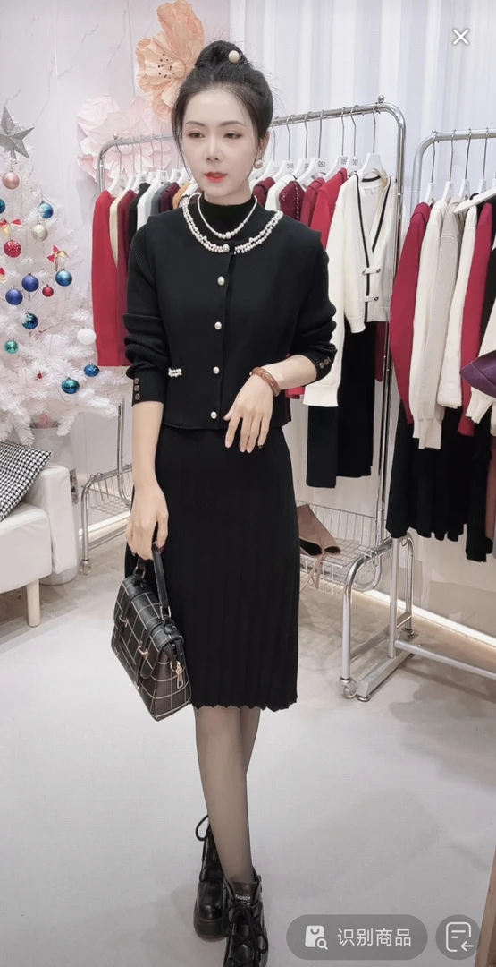 【编码096】真两套件休闲时尚气质有口袋 2025女款爆款针织女秋冬裙