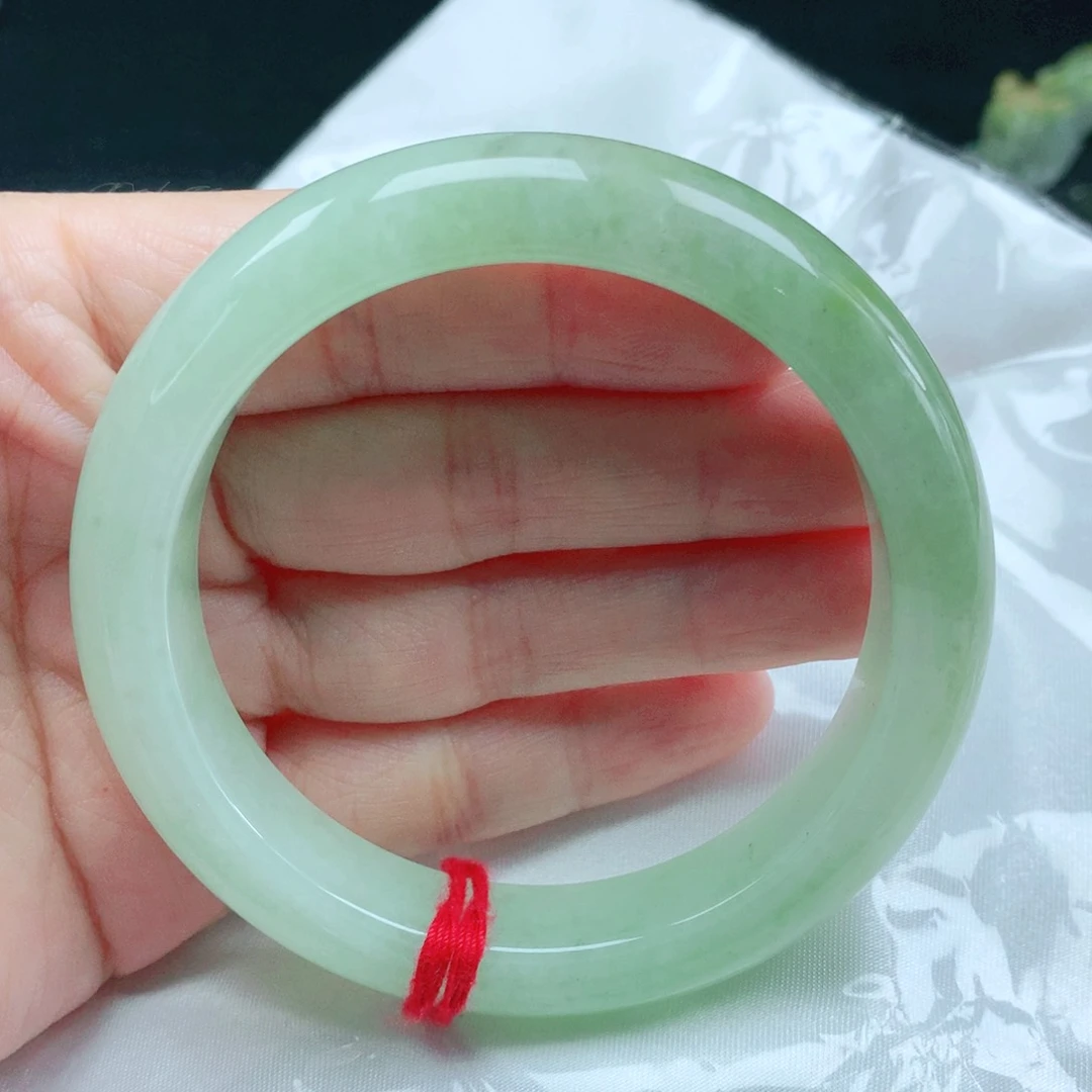 未镶嵌手镯翡翠57