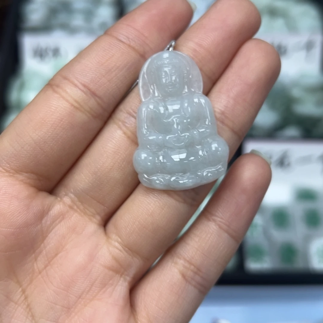 翡翠颈饰未镶嵌观音