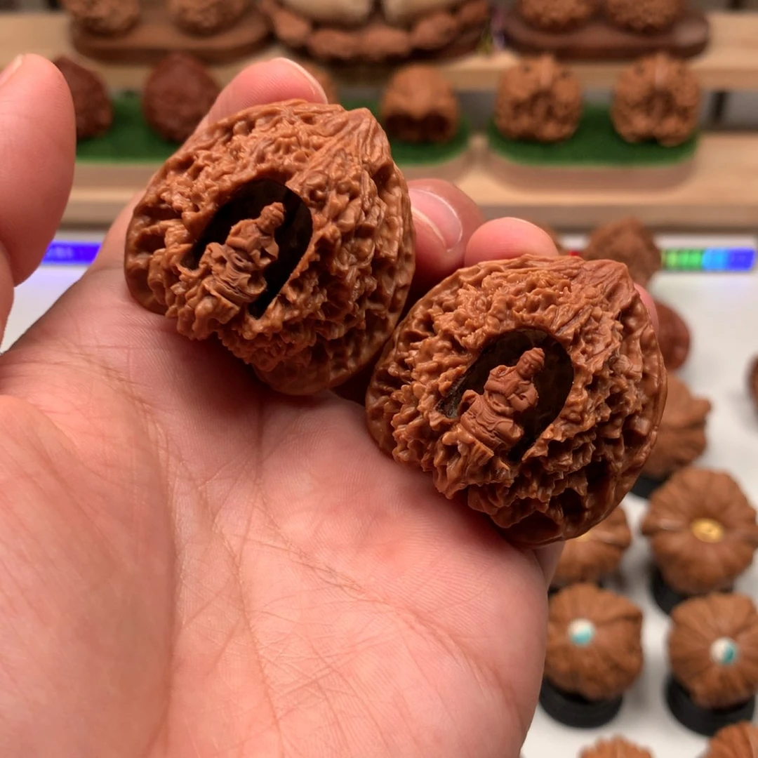 【闪购商品】吊坠文玩核桃隐隐约约