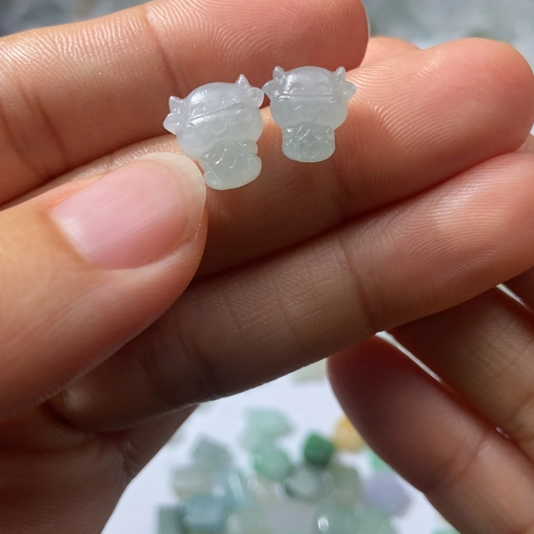 定制翡翠未镶嵌翡翠