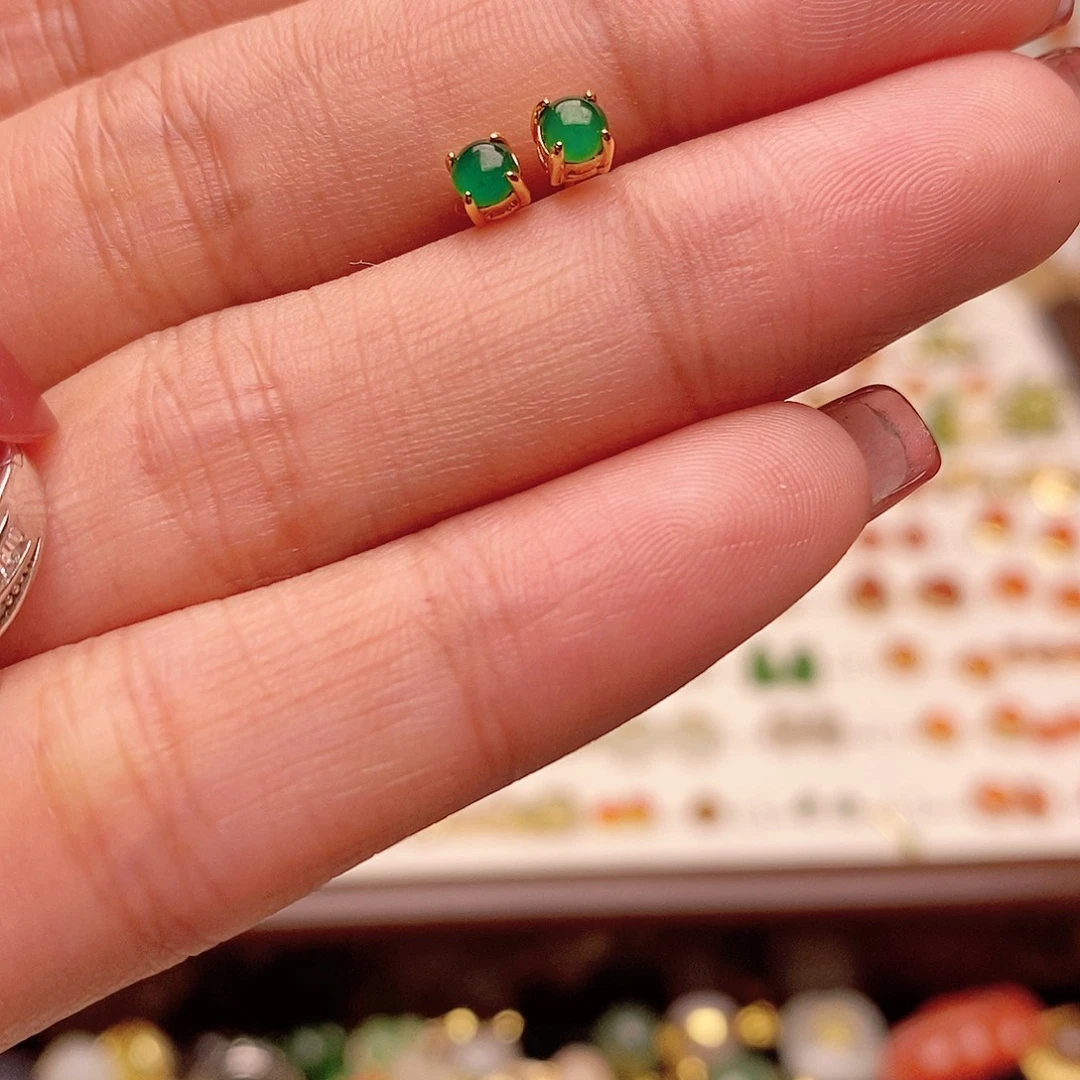 一***盅和田玉银S925镶嵌耳饰