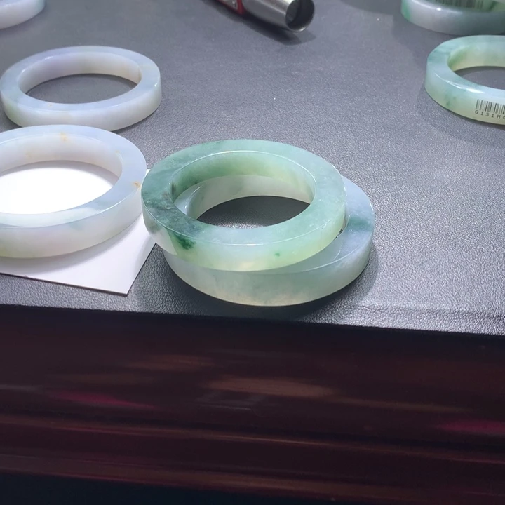 K***生定制翡翠未镶嵌缅甸翡翠