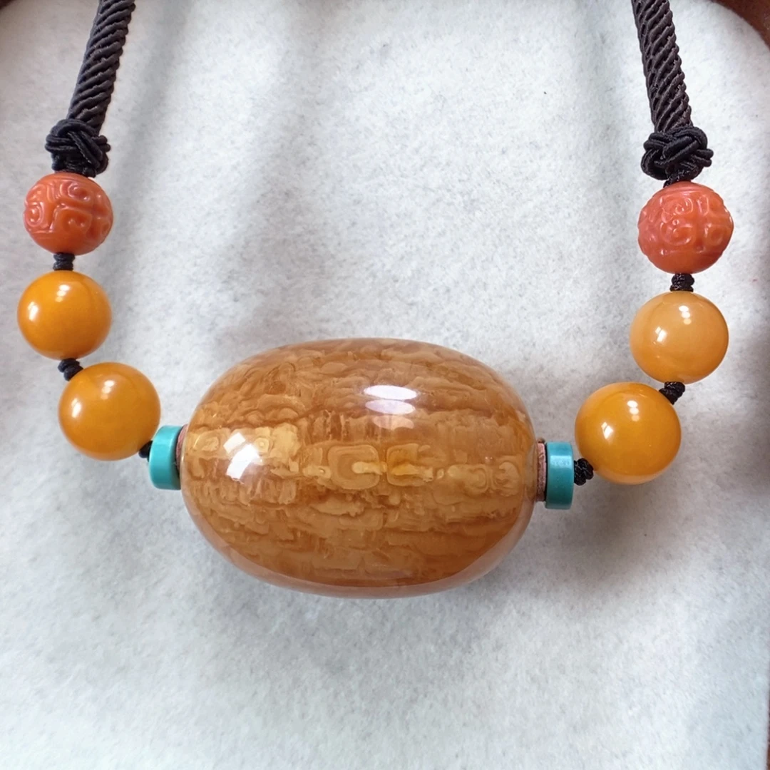 蜜蜡项链未镶嵌锁骨