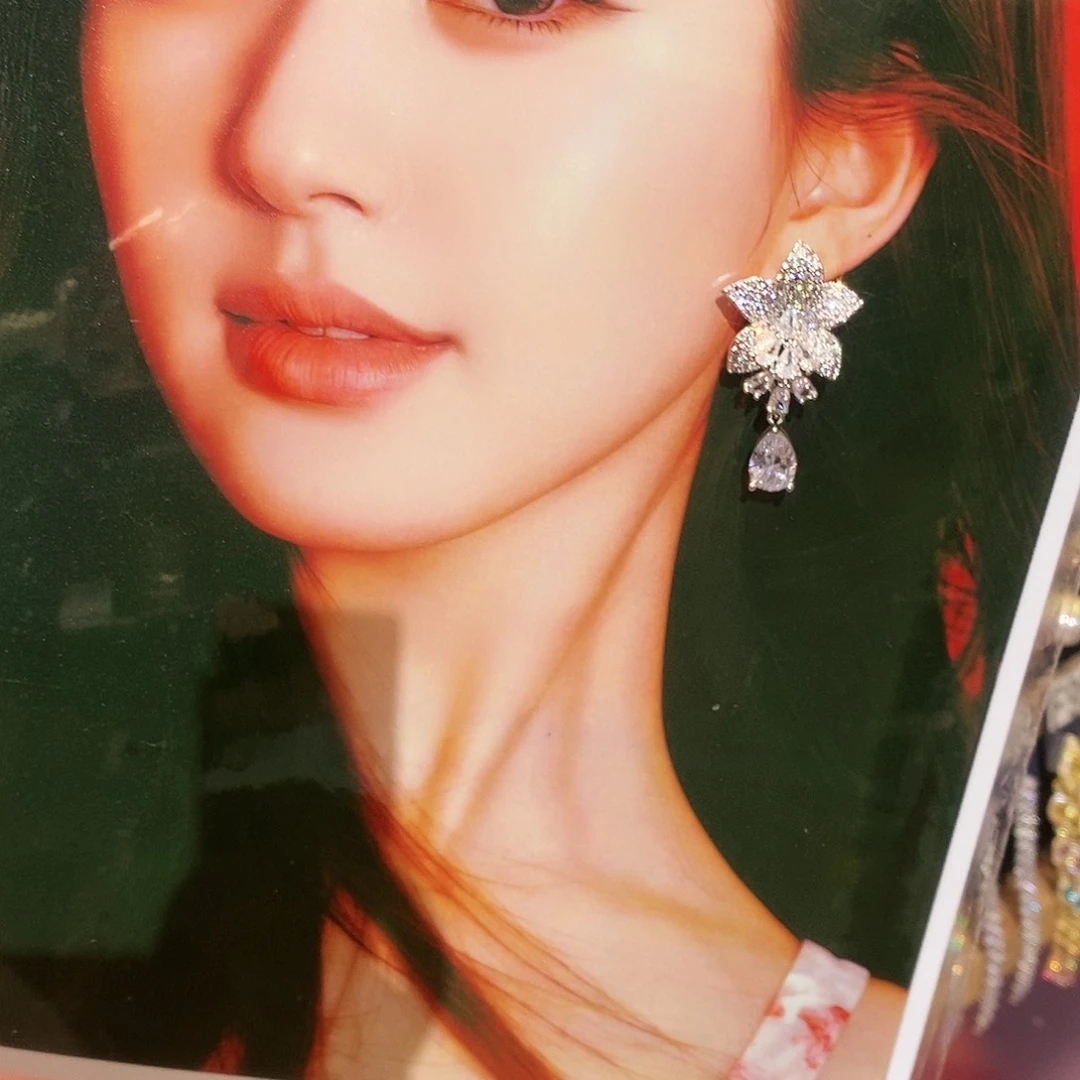 【闪购商品】纯铜925银锆石