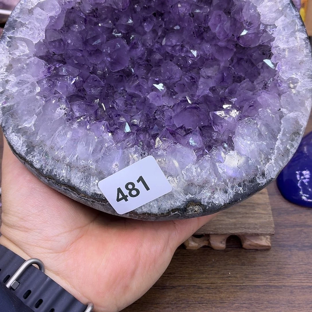 紫晶未镶嵌大型摆件（非配饰）