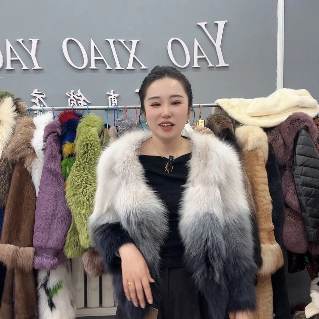 女装店等服务设施齐全