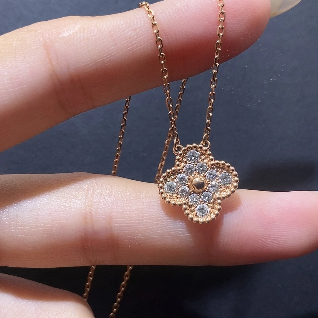 颈饰钻石18K金镶嵌中号四叶草满钻项链k玫