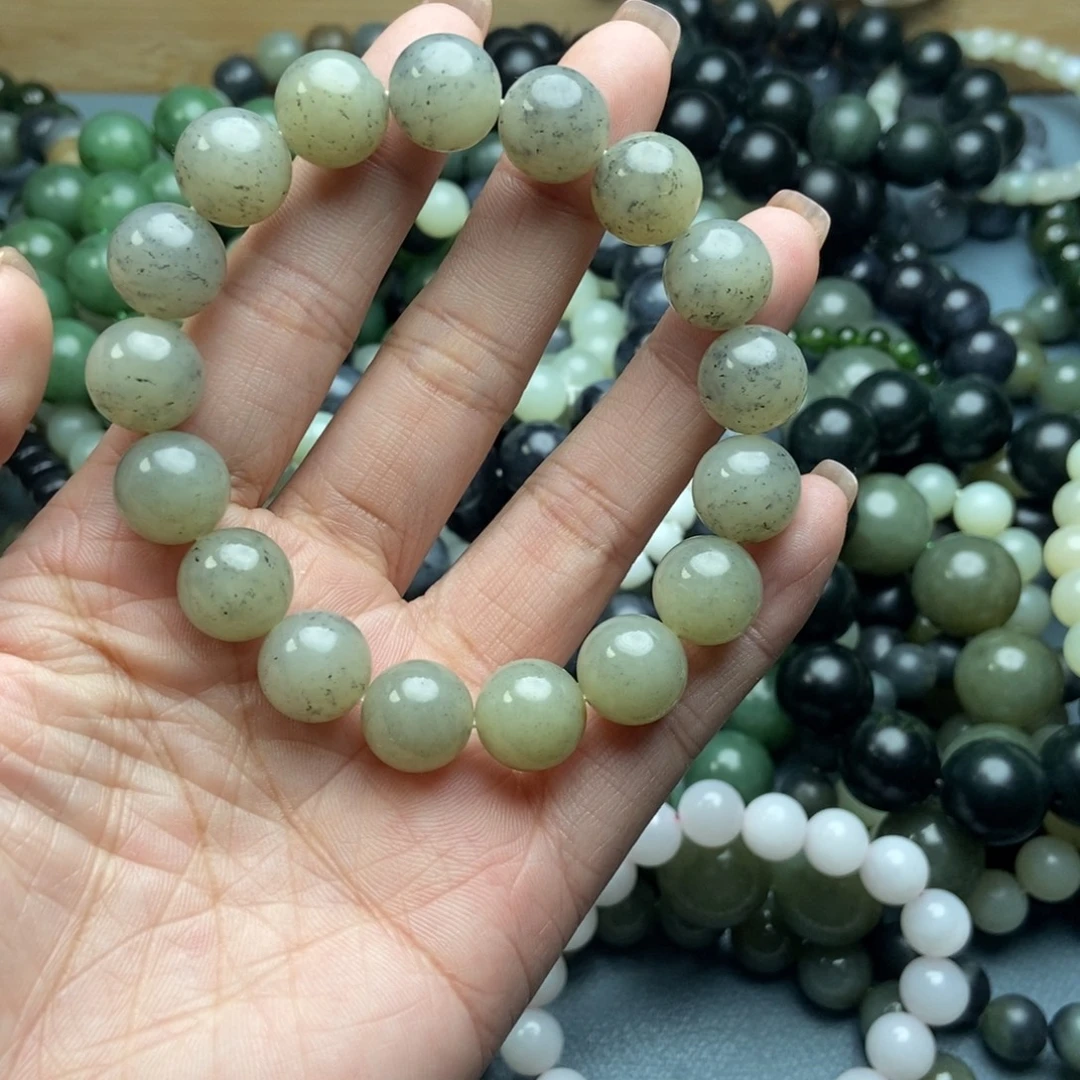 和田玉未镶嵌手链