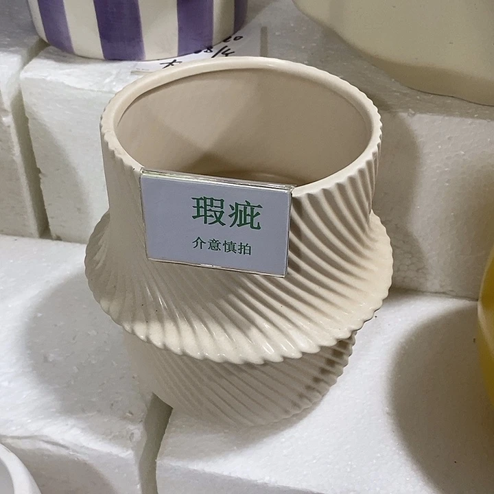 紫砂花盆多肉瑕疵盆有孔。