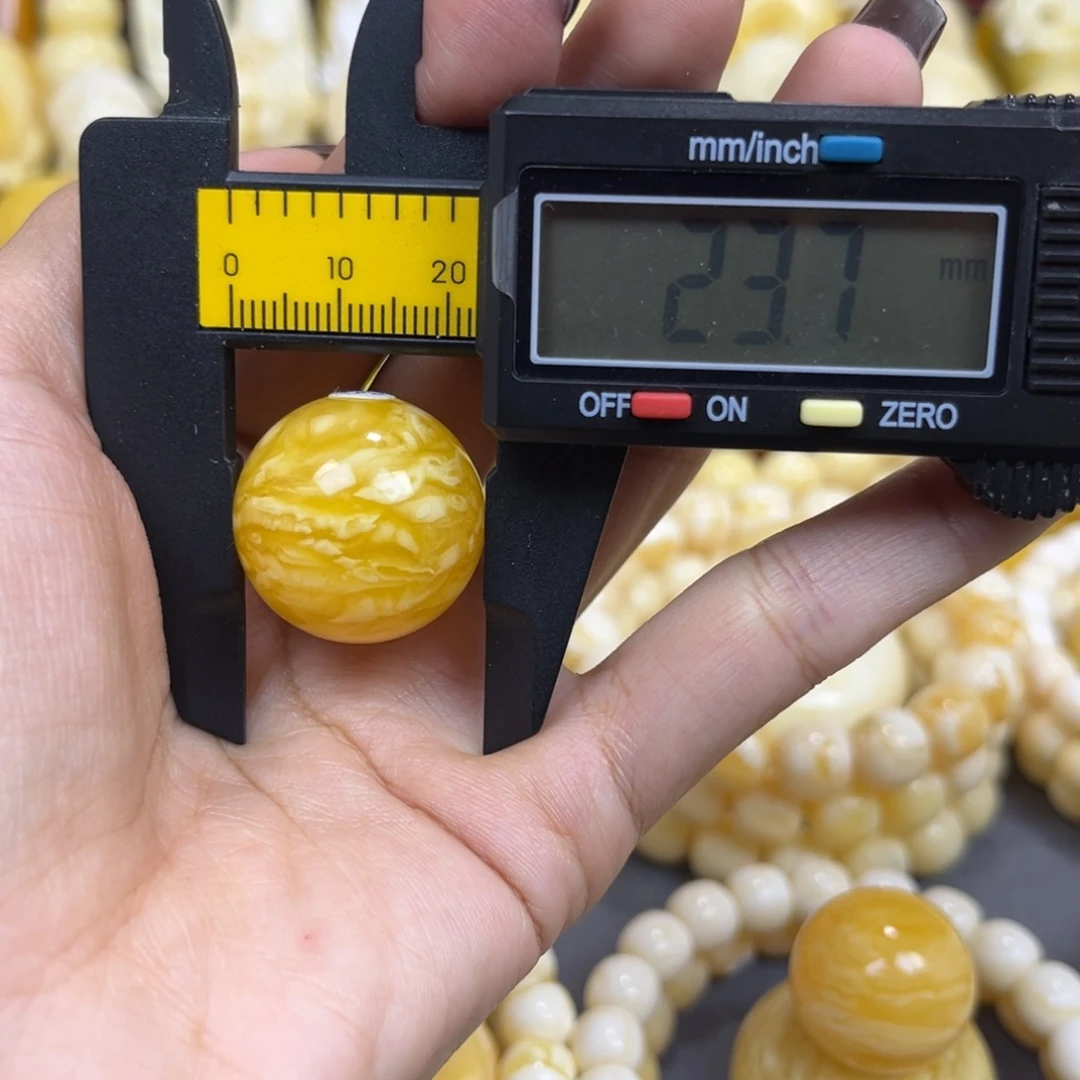 琥珀未镶嵌手串……