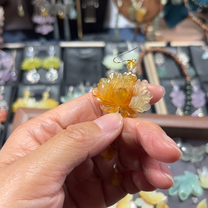 哈***_蛇纹石玉未镶嵌发簪