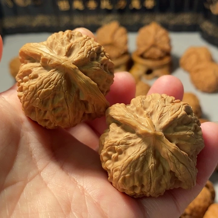 文玩核桃吊坠山地宫灯41