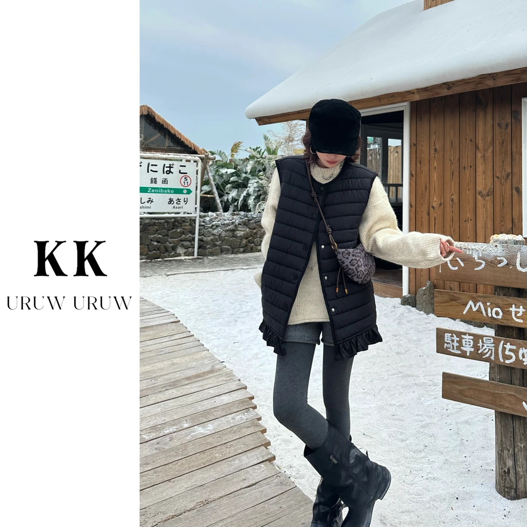 柯柯【舒适区】高级感下摆花边设计按扣排骨马甲KN355