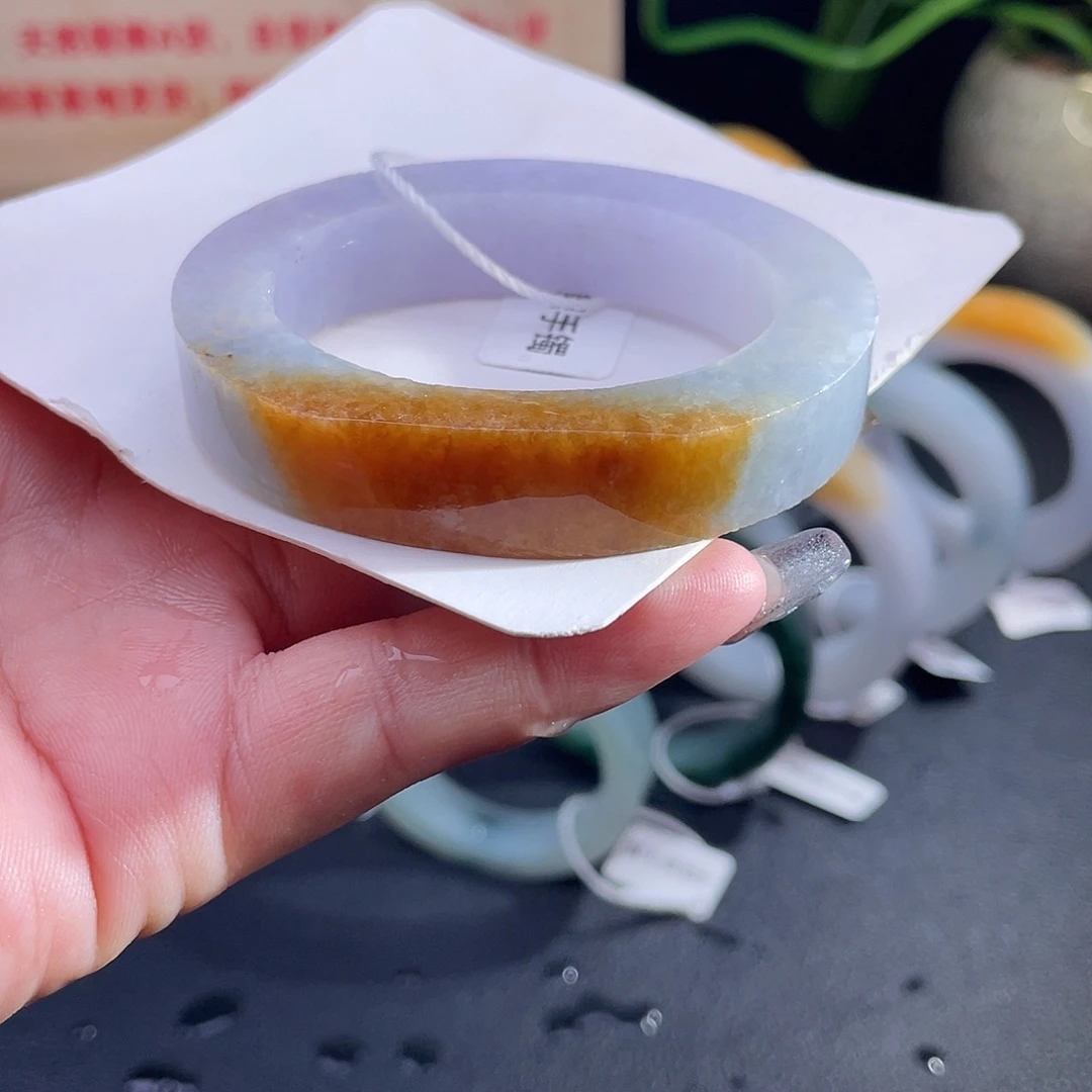 未镶嵌翡翠手镯定制翡翠